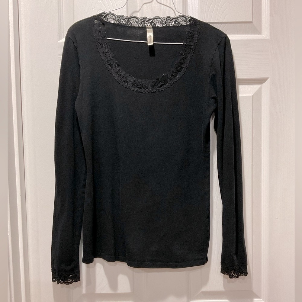 Black Top with lace trim around neckline long sleeve tee shirt